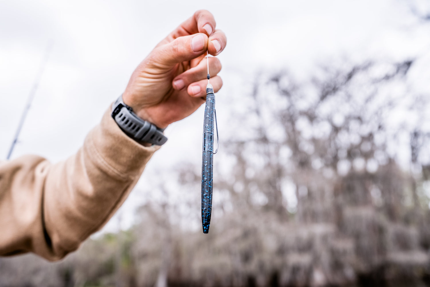 How to Tie a Texas Rig for Bass and Fish It Right